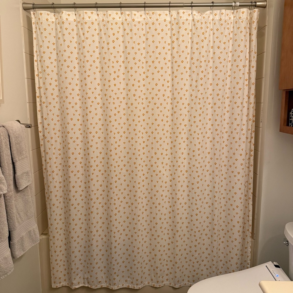 Schoolhouse Thistle Shower Curtain